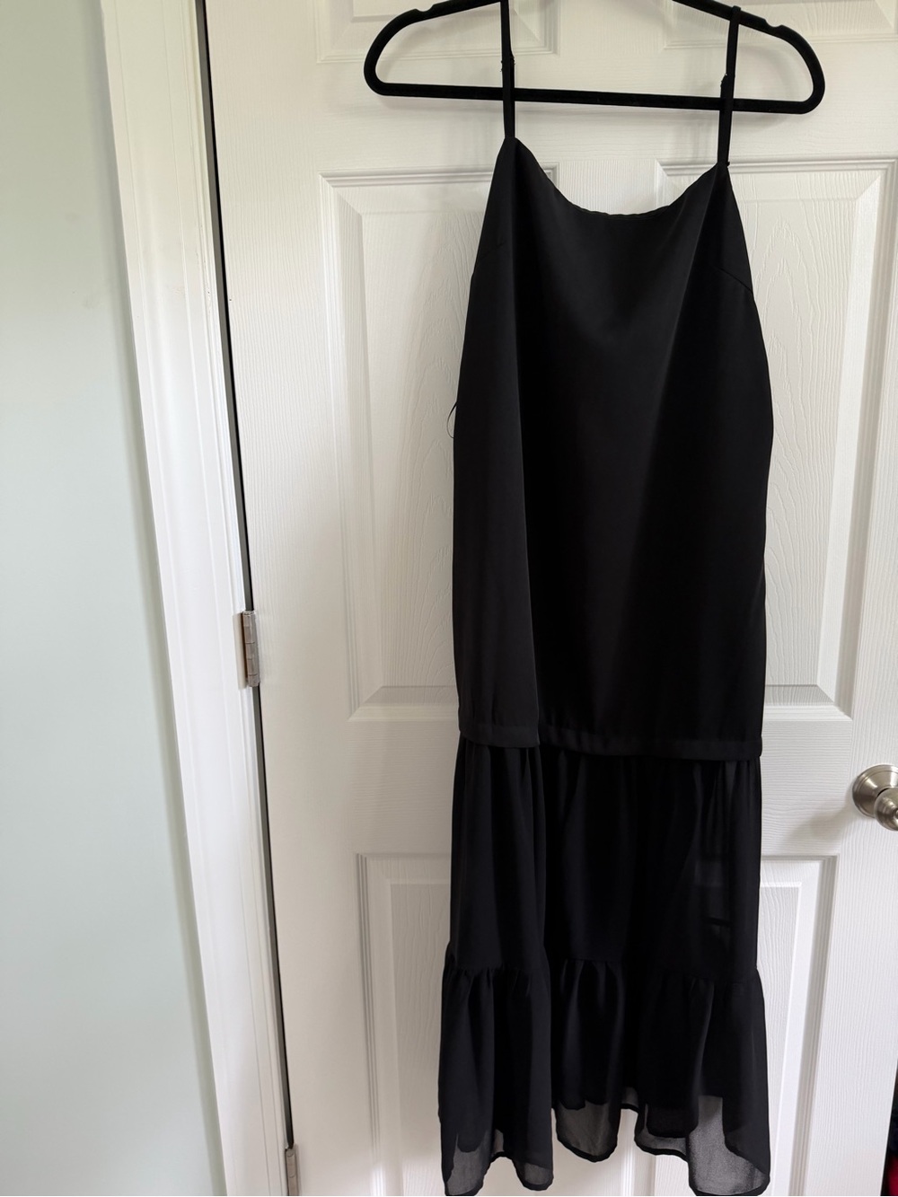 Le Lis Black Spaghetti-Strap Tiered Midi Dress